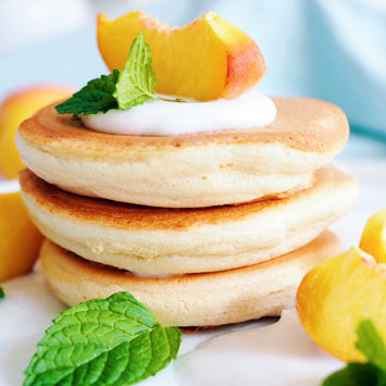 Fluffy Japanese Pancakes with Coconut Cream